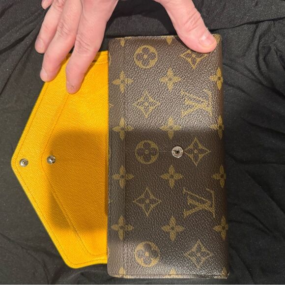 Louis Vuitton Monogram Epi Marie-Lou Long Wallet - Picture 7 of 14